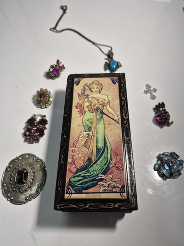 Vintage costume jewelry - costume,
